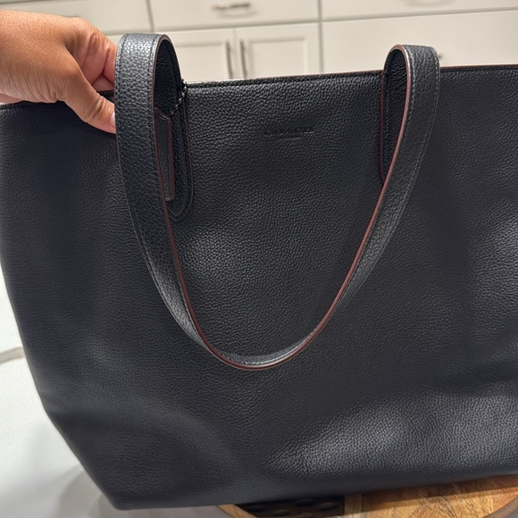 Like New! Coach Metropolitan Soft Tote - Picture 9 of 9